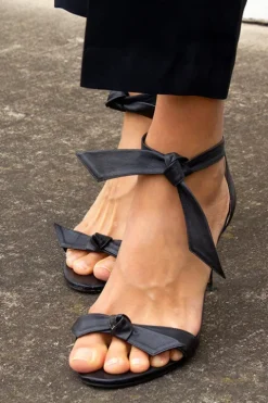 Clarita 75 Heel