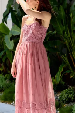 Drea Embroidery Sleeveless Dress