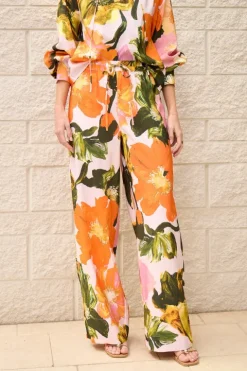 Emi Pant
