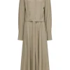 Fairbaim Dress