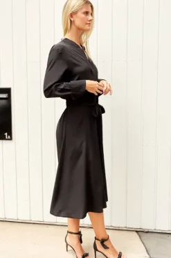 Fairbaim Dress