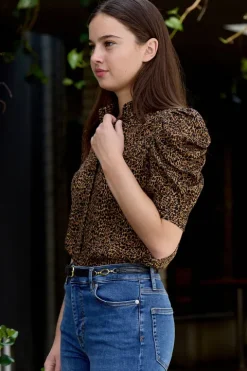 Jewelry Detail Belt