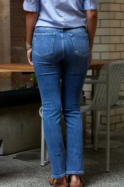 Le High Straight Long Jean