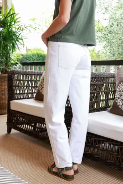 Low Slung Barrel Jean
