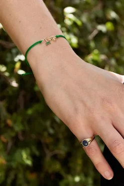 Mini Oval Signet Ring