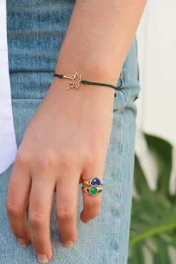 Mini Oval Signet Ring