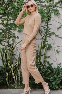 Round Neck Cashmere Sweater