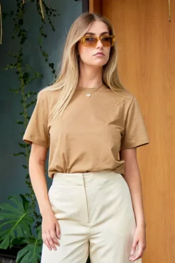Round Neck Tee