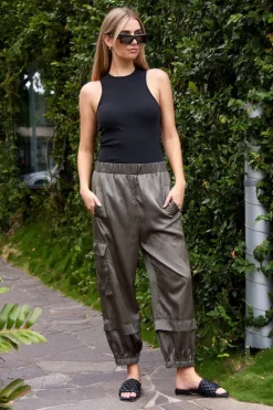 Shiny Nylon Wilt Pull On Jogger