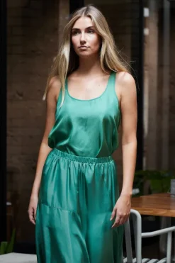 Silk Habutia Tank