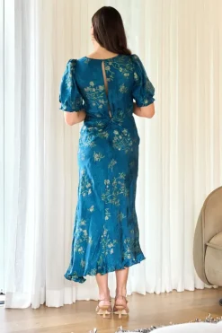 Vida-D Dress