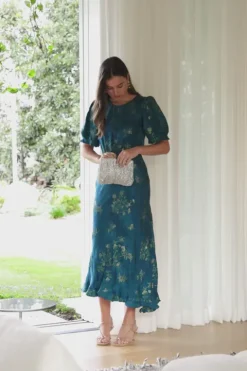 Vida-D Dress